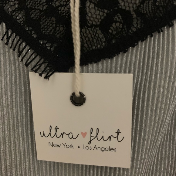 Dress - Picture 6 of 7